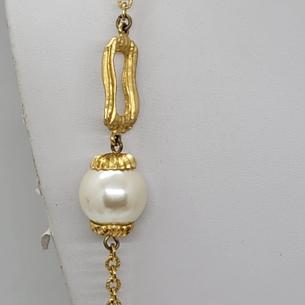 Gold Tone Faux Amber And Pearl Necklace - Picture 2 of 8